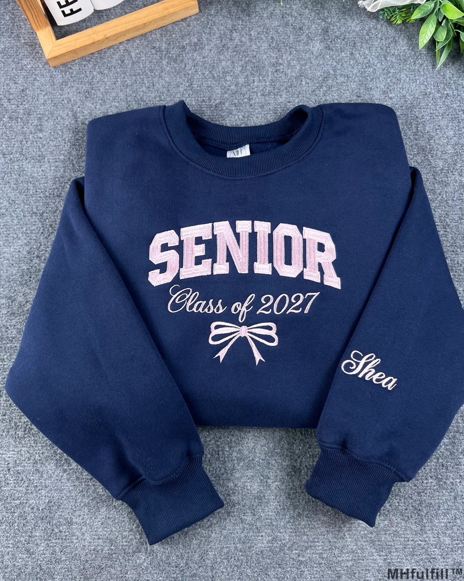 Personalized Senior 2027 Embroidered Sweatshirt – Custom Name on Sleeve, Class of 2027 Crewneck with Bow, Graduation Gift for Her