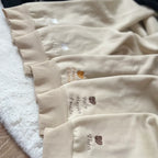 Mama Hoodie – The perfect Mother’s Day gift! A cozy, personalized sweatshirt for moms, mamas, and mummies. Custom embroidery available.