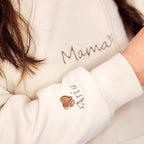 Mama Hoodie – The perfect Mother’s Day gift! A cozy, personalized sweatshirt for moms, mamas, and mummies. Custom embroidery available.