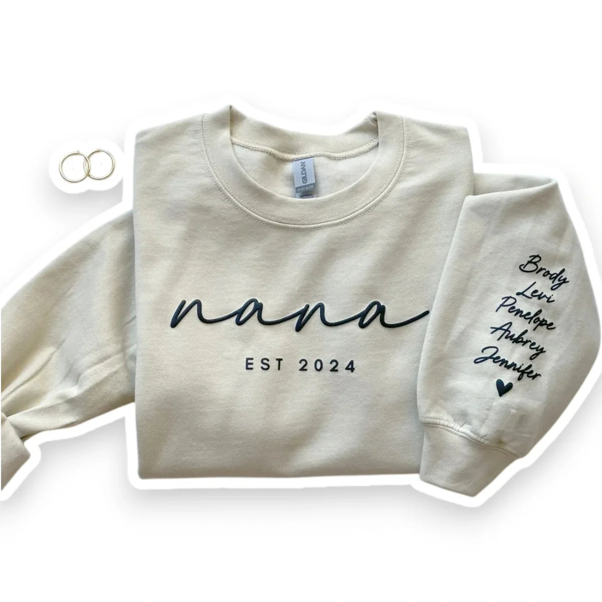 Personalized Mama Sweatshirt with Kid Names embroidered on sleeve – perfect gift for moms.